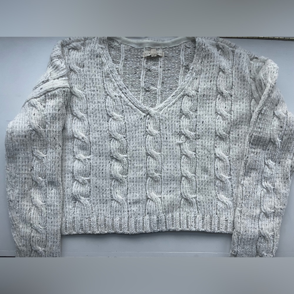 Pacsun White cropped Sweater